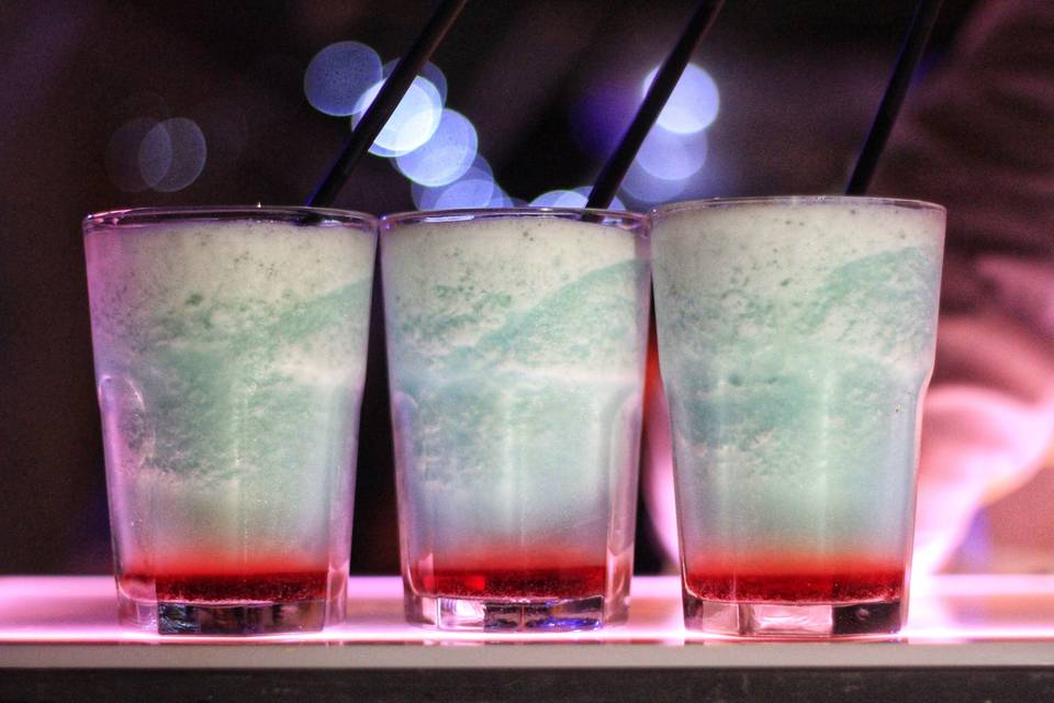 Blue hawaian