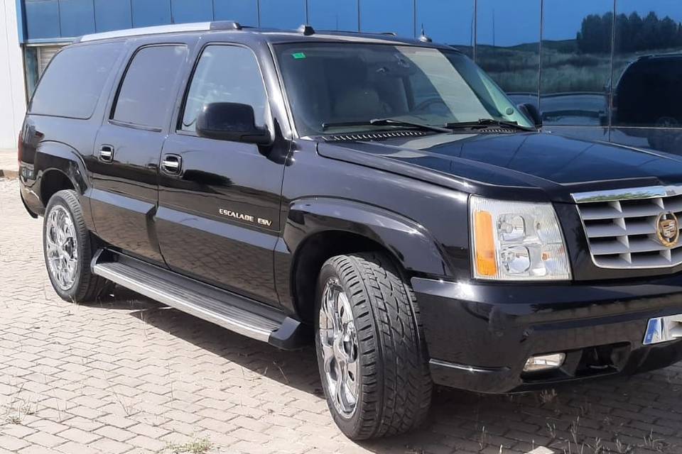 Cadillac escalade