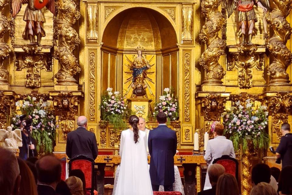 Wedding content creator