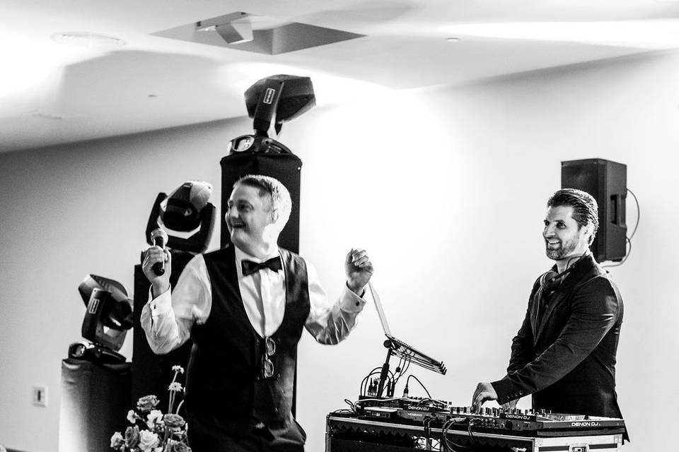 Creamos espacios para bailar,