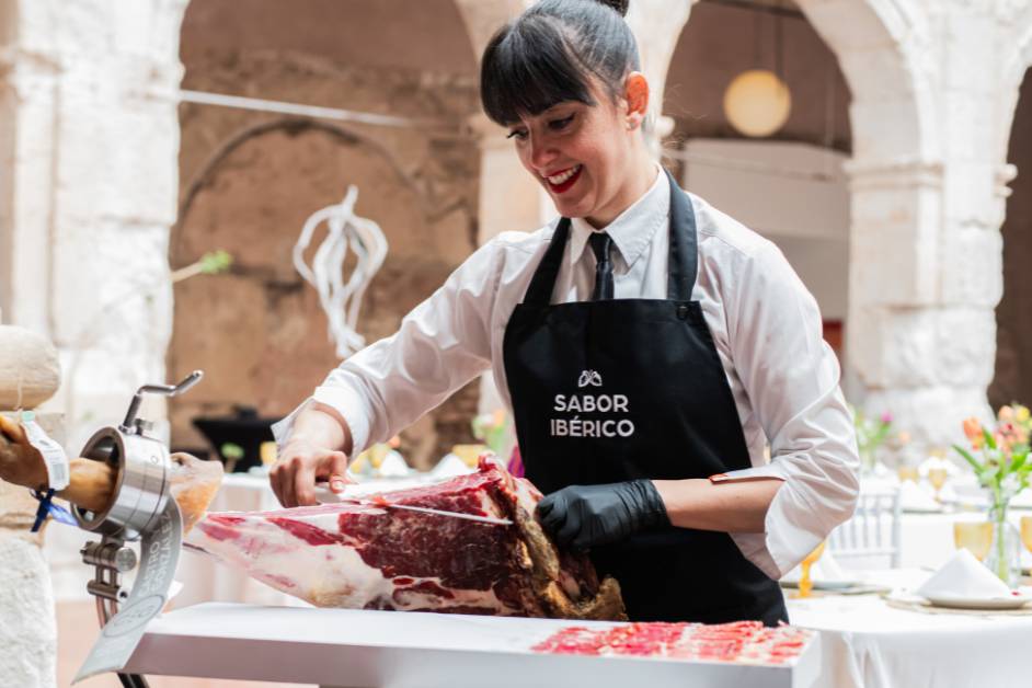 Corte de ibéricos en directo