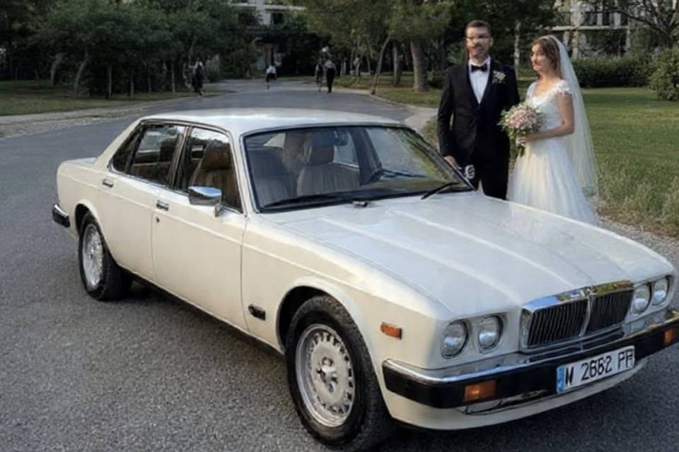 Jaguar JX