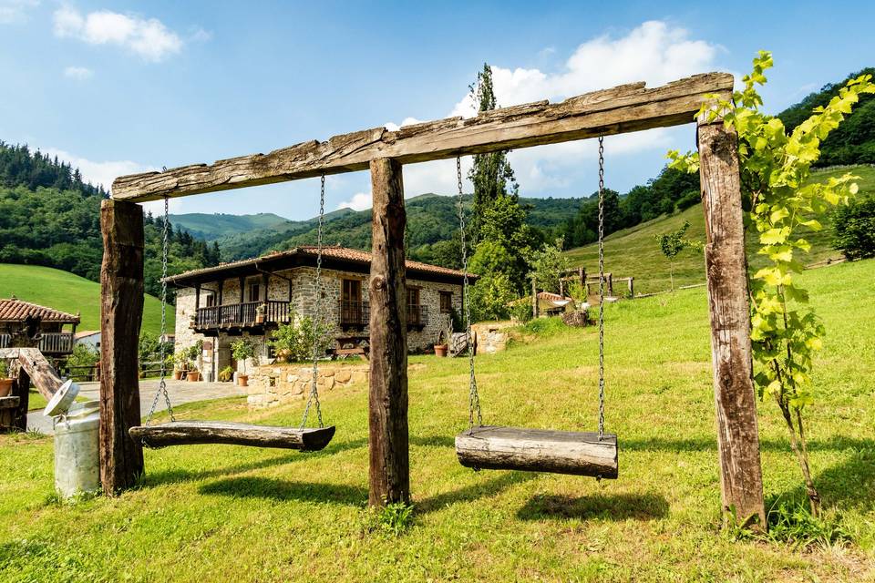 Casona de El Castañíu