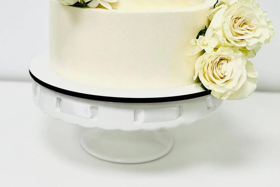 Tarta rosas blancas