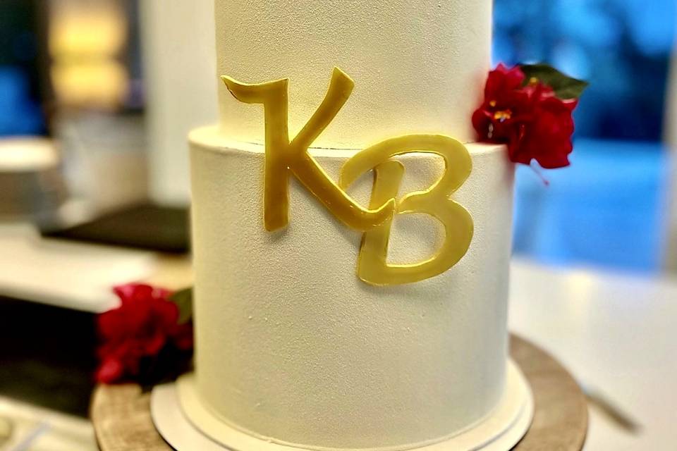 WEDDING CAKE