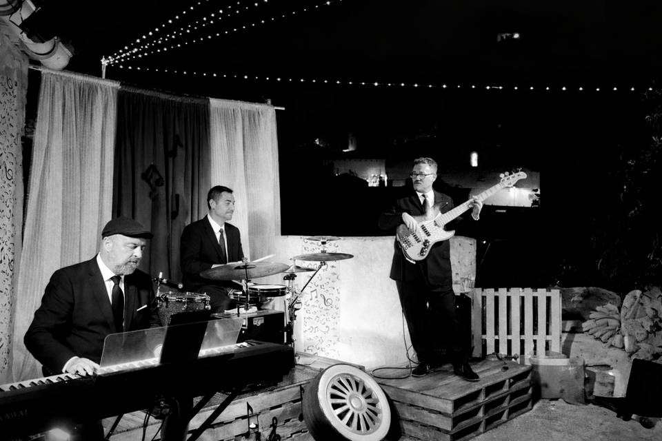 Moanin' jazz trio