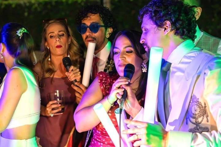 Karaoke Rock Band