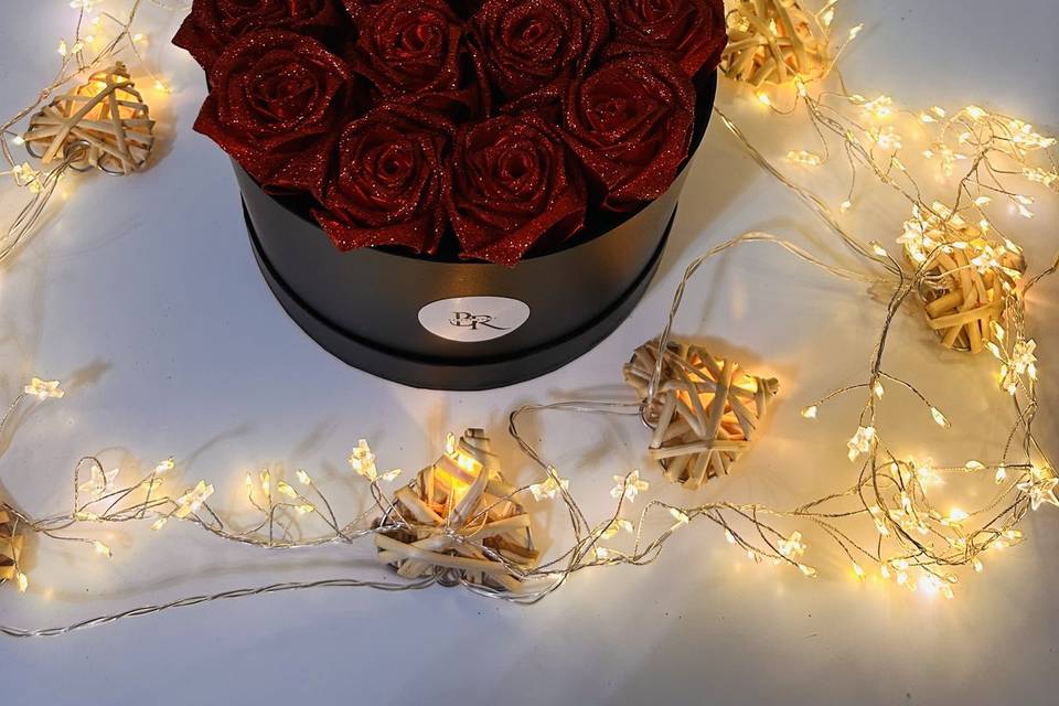 Brightroses box rojo brillante