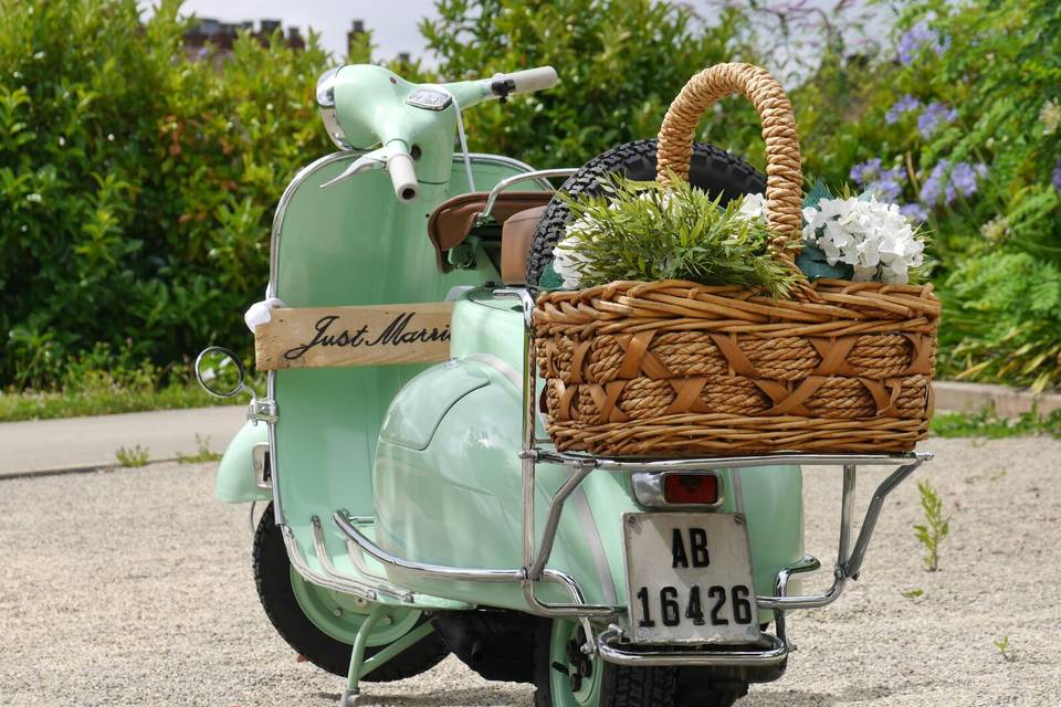 Vespa para bodas