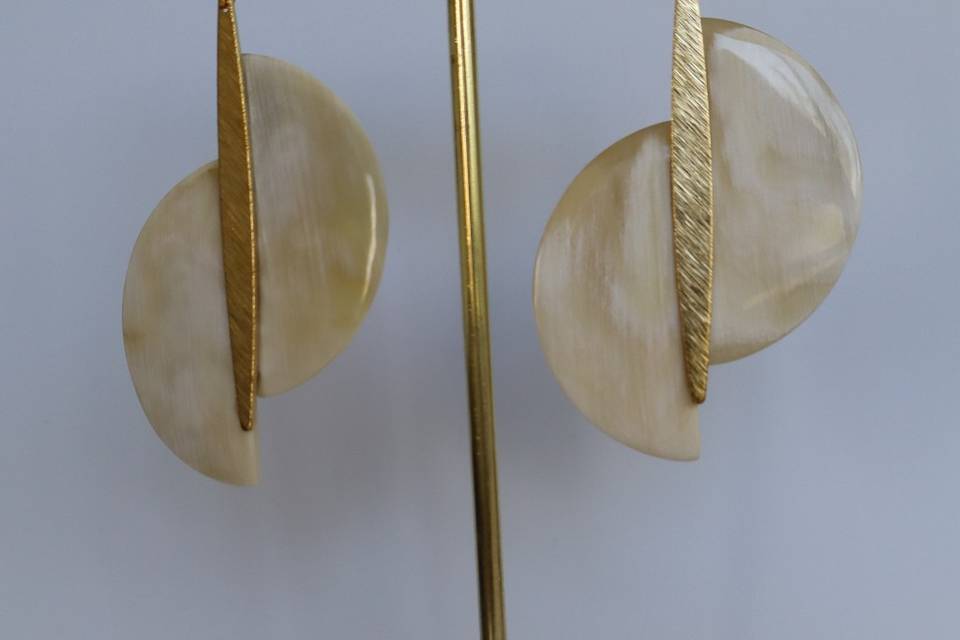 Pendientes de asta de toro