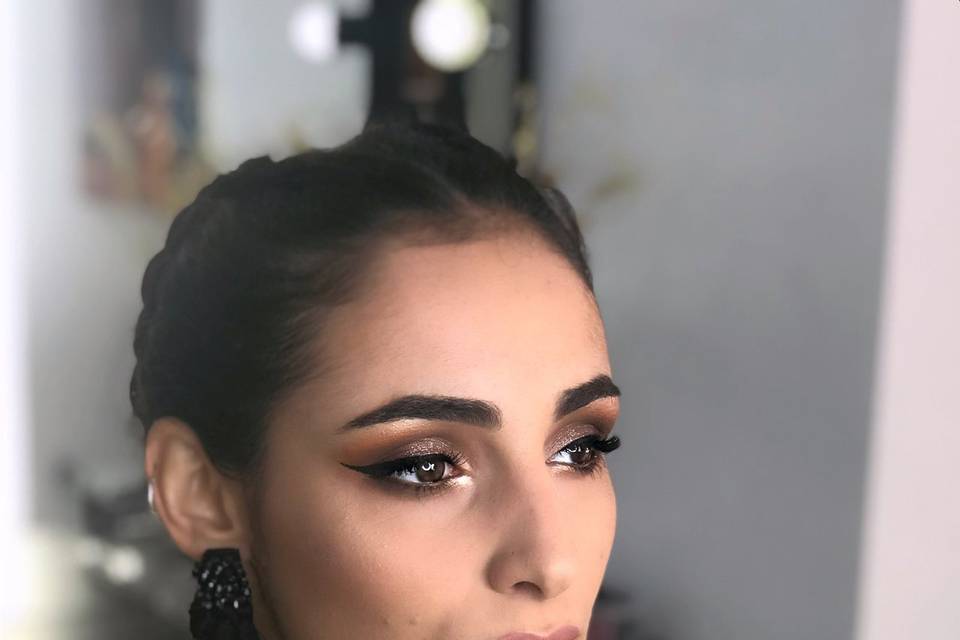 Tania Aparicio Makeup