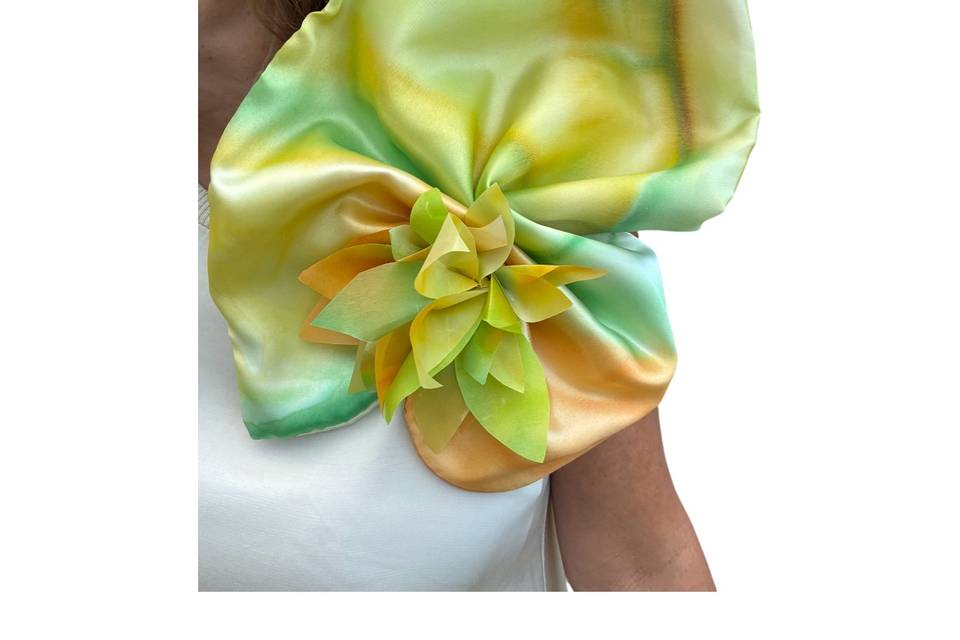 Broche rde aso/seda pintado mano