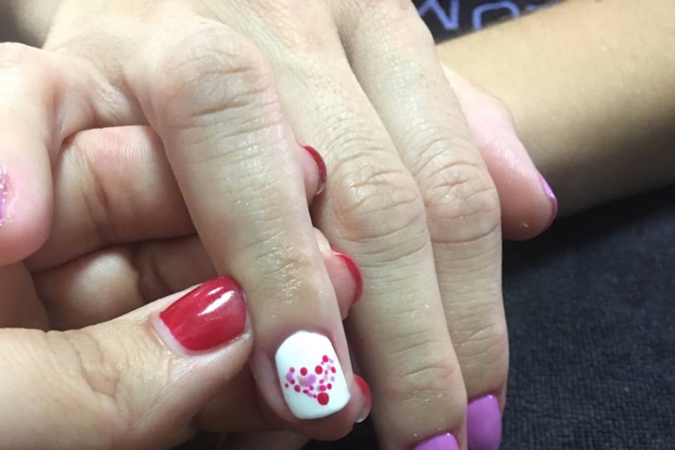 Manicura semipermanente