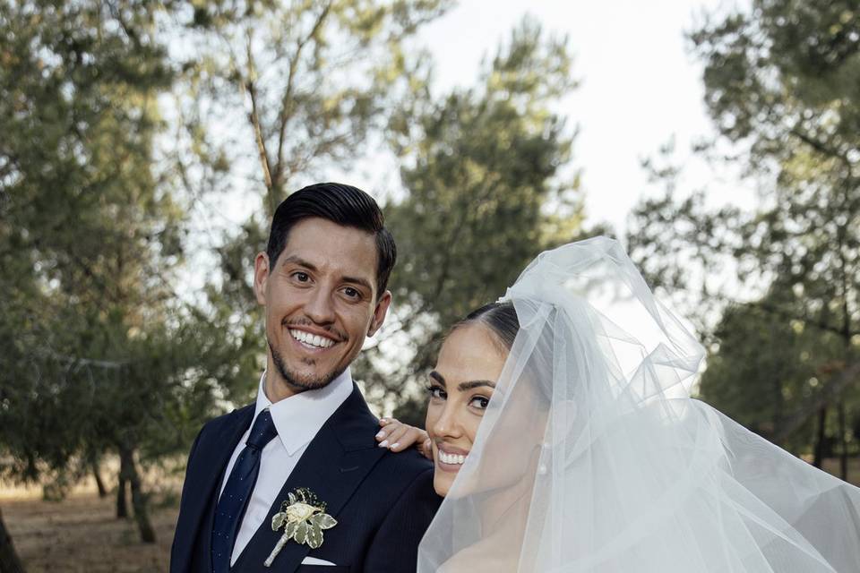 Laura &  Abel