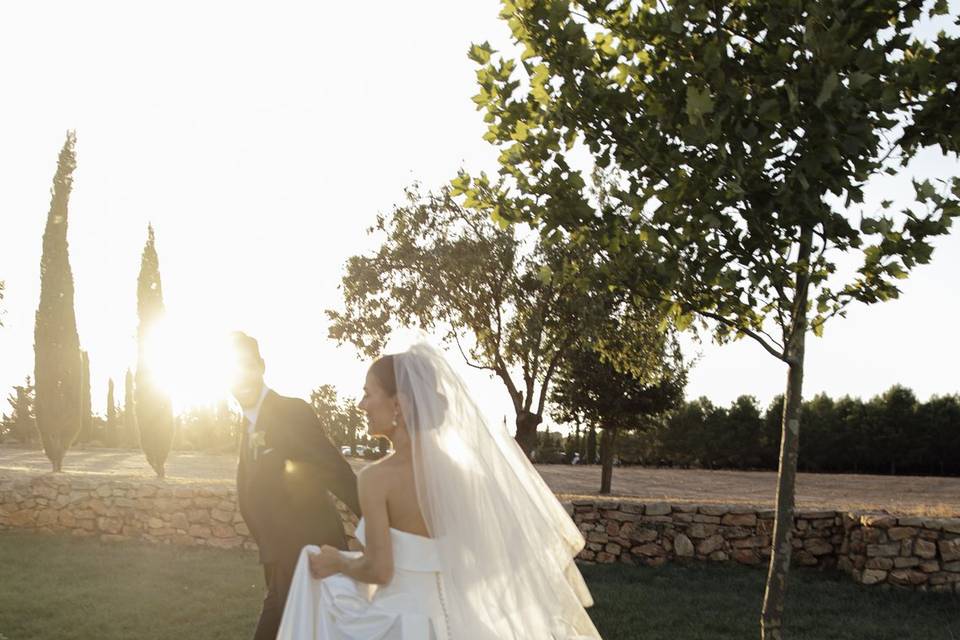 Laura &  Abel