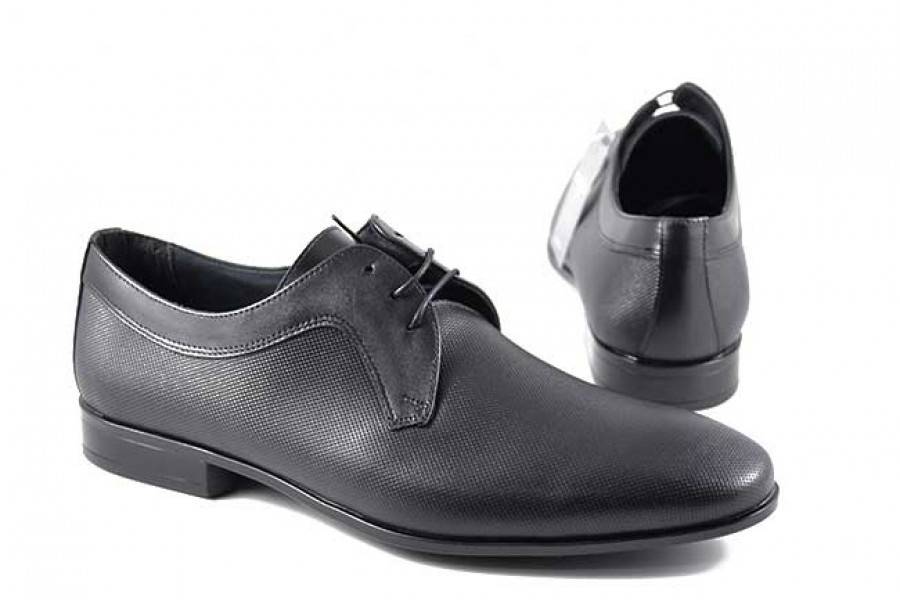 Zapato de hombre para traje negro