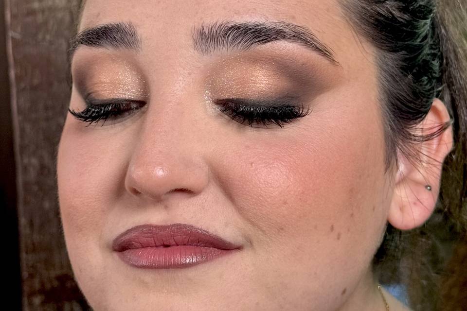 Maquillaje invitada noche