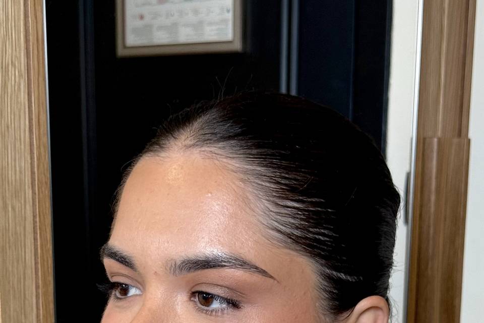 Maquillaje invitada natural