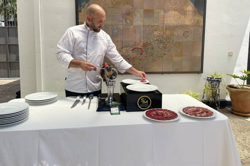Salvador Morera -  cortador de jamón