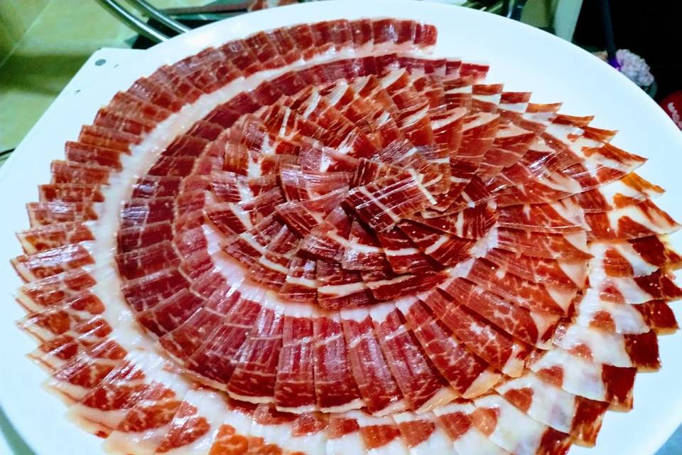 Salvador Morera -  cortador de jamón