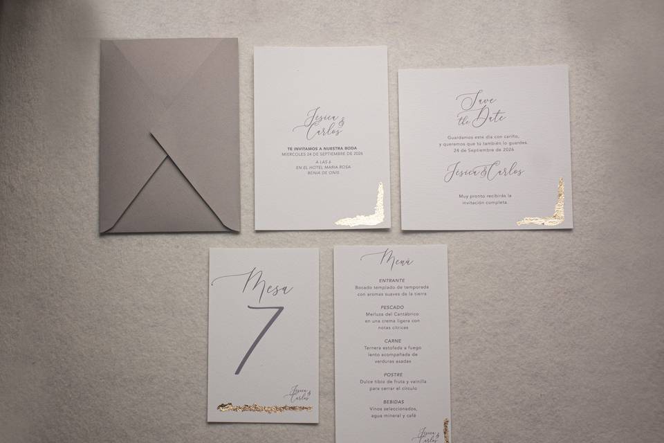 Colección detalle dorado