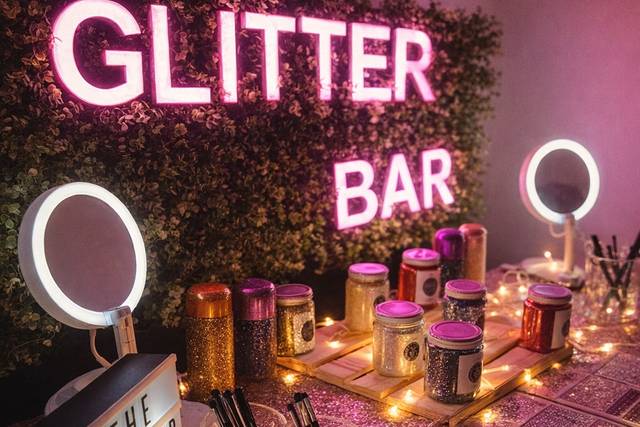 Glitter bar