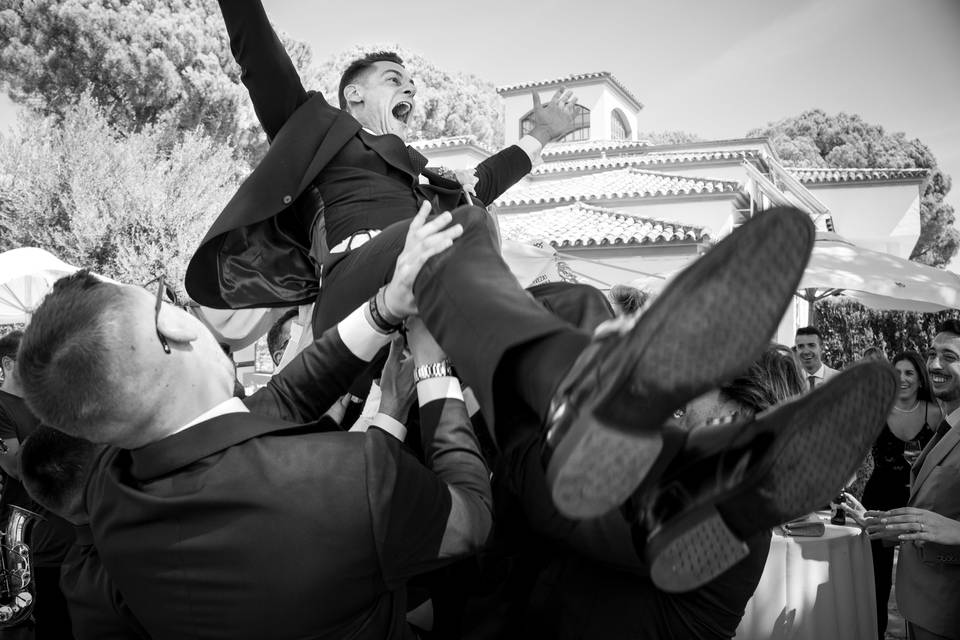 Emoción del novio en el cóctel