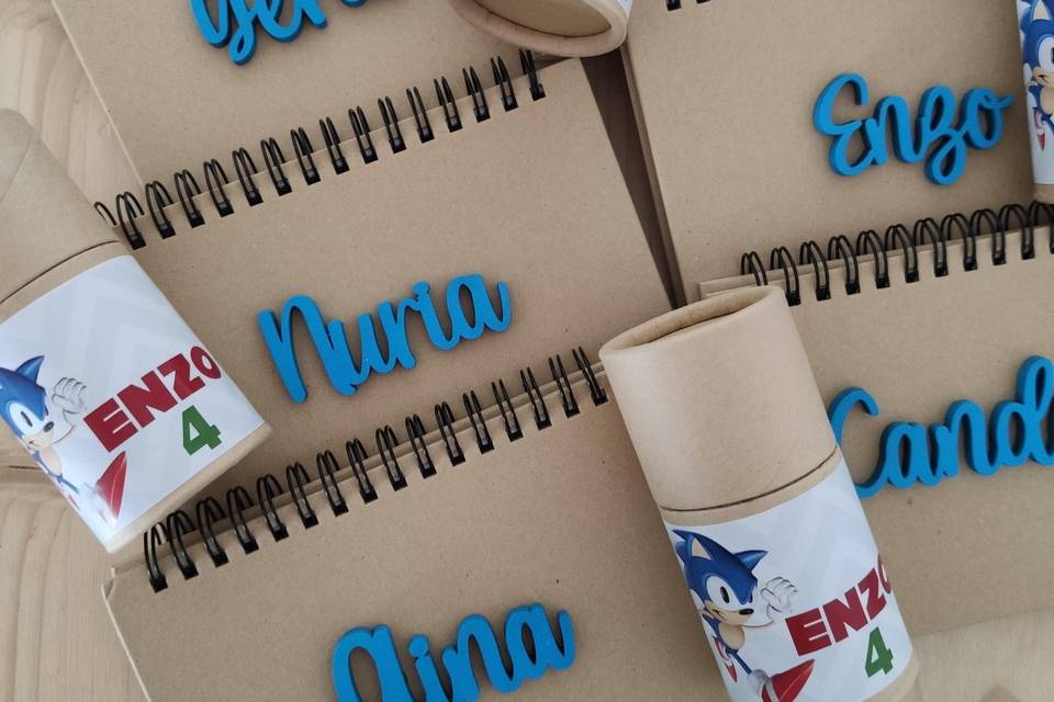 Pack cuadernos y lápices