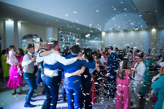 Boda MA & S