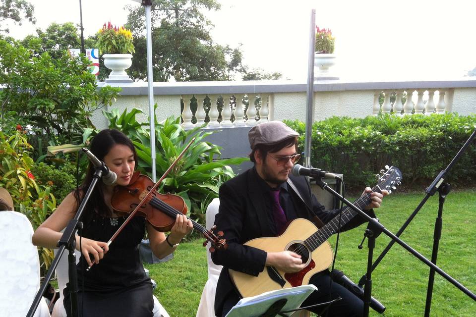 Boda en el jardín británico