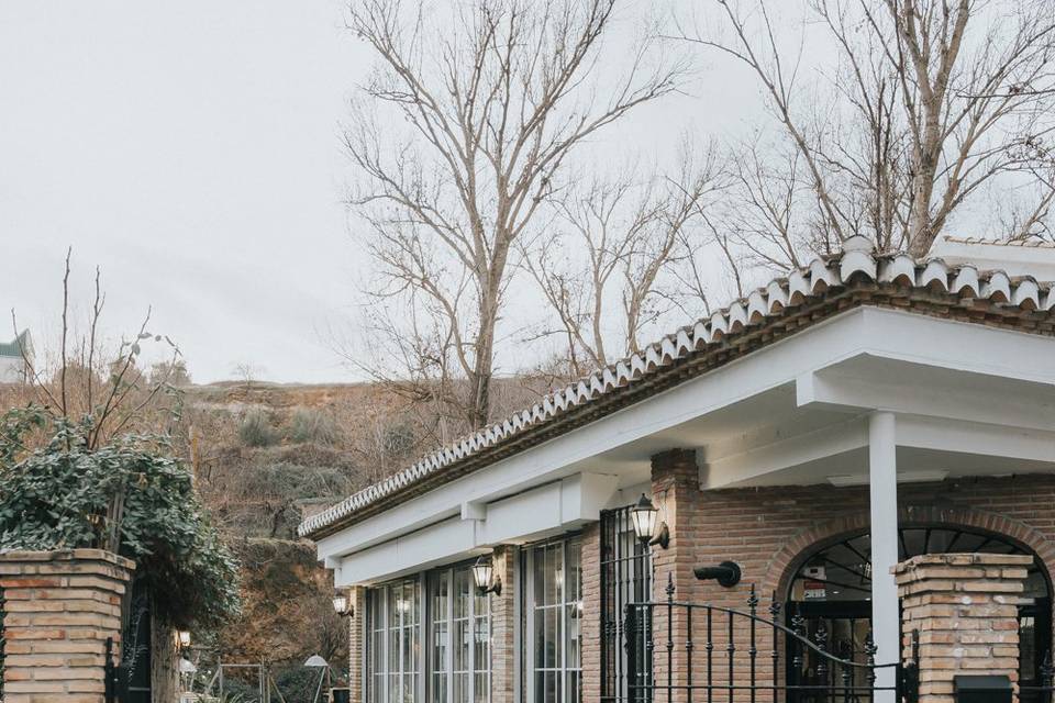 Finca Raíces