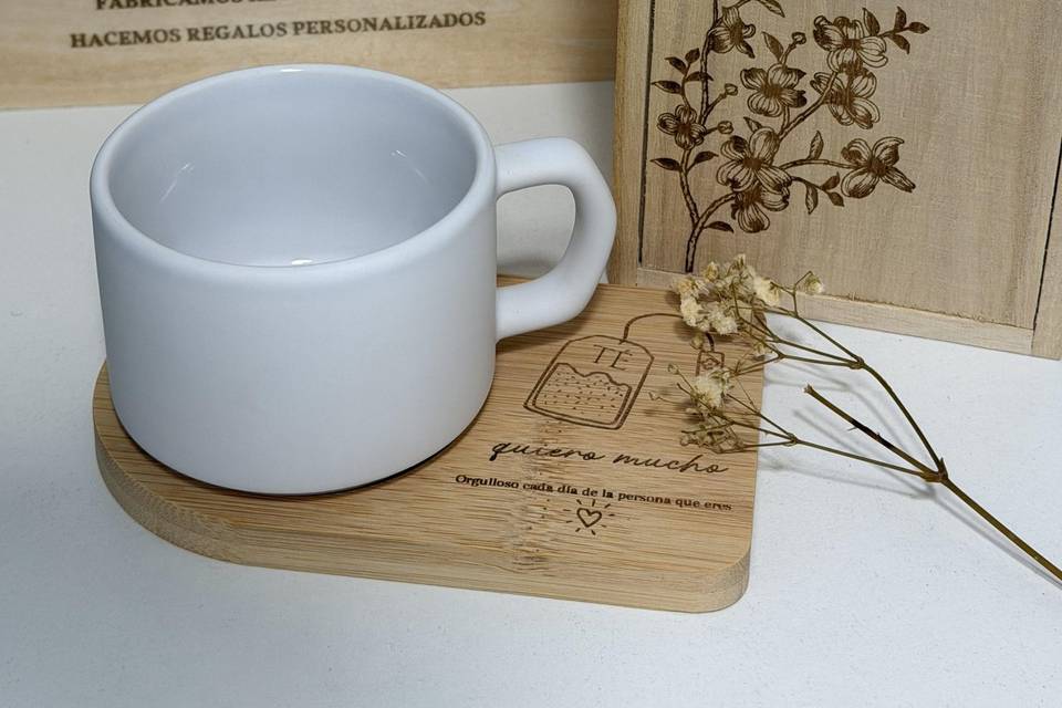 Taza con base personalizada