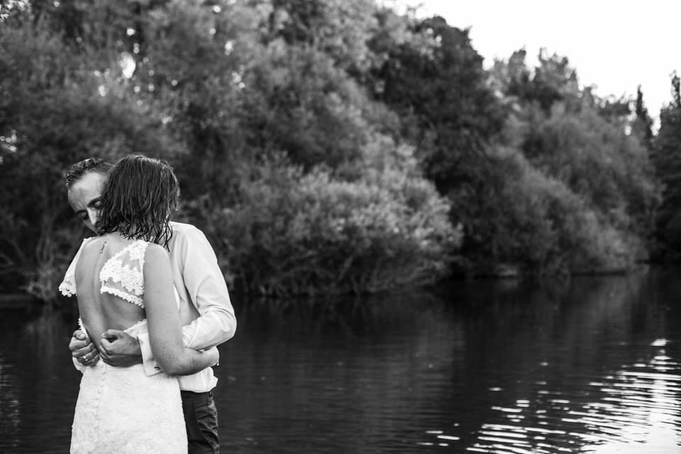 Junto al lago