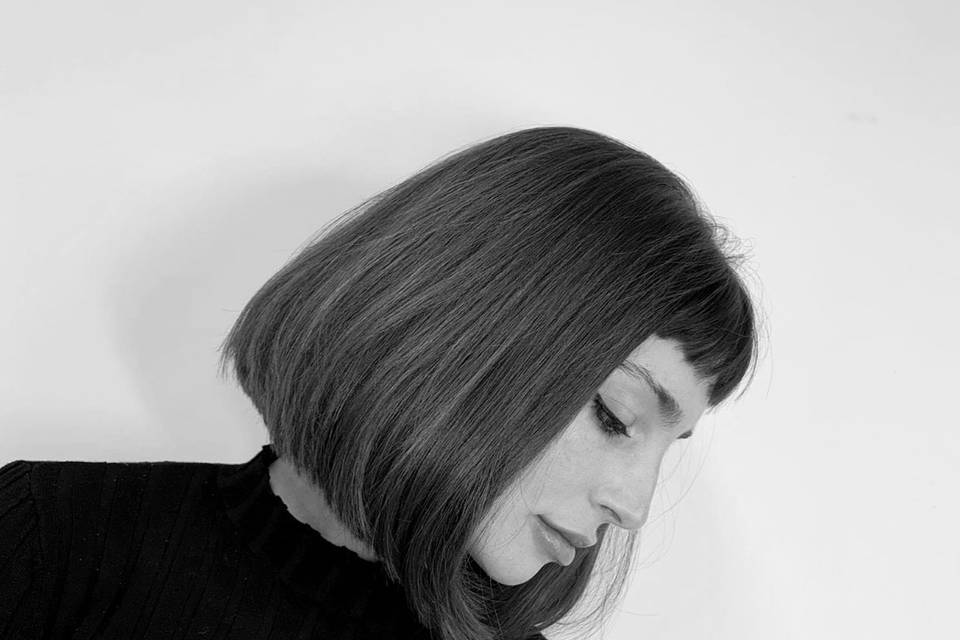 811 Hair & Art Studio