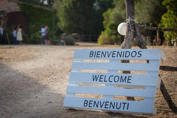 Letrero de bienvenidos