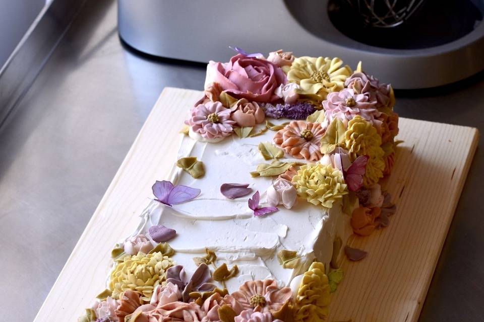 Buttercream floral