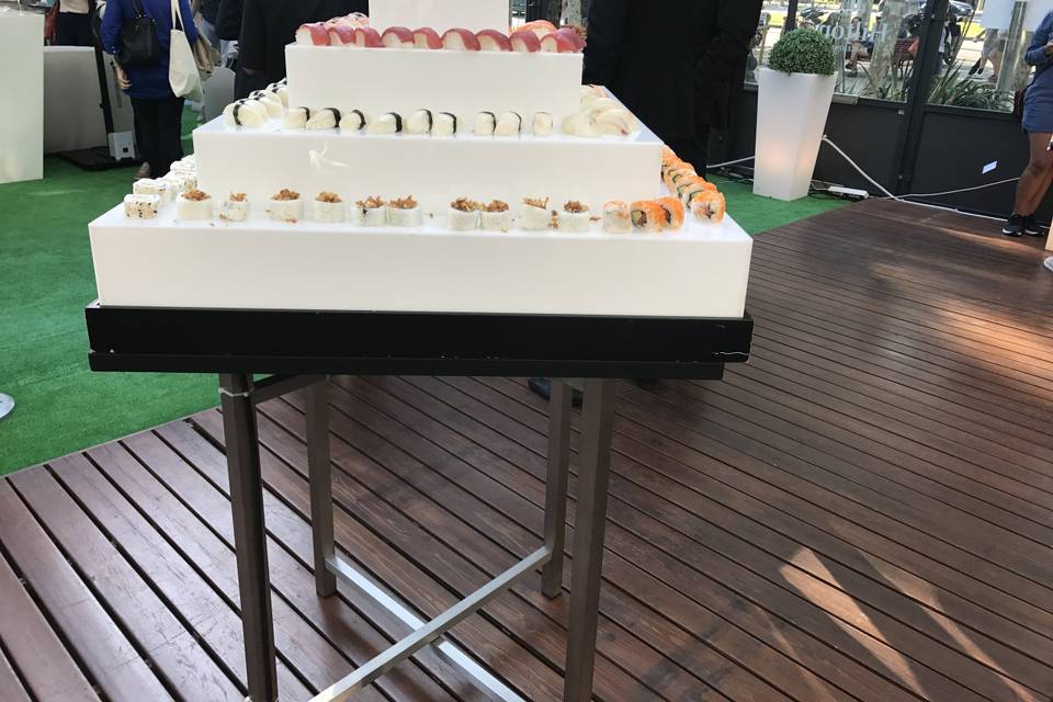 Pirámide de sushi para show cooking