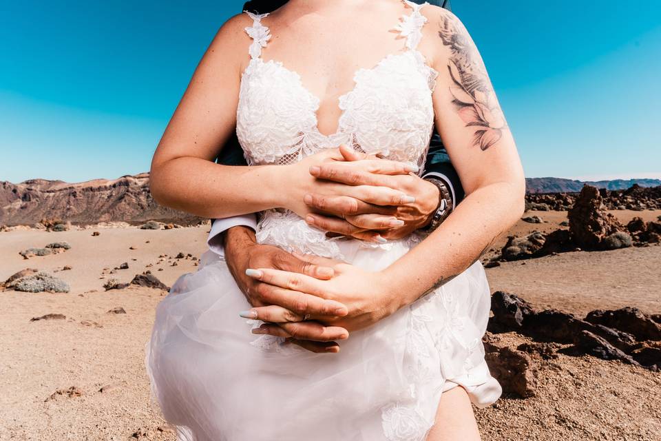 Novios en postboda