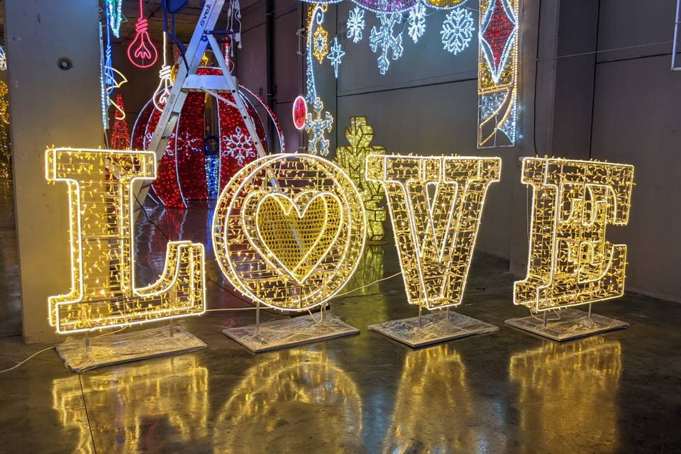 Alquiler LOVE led