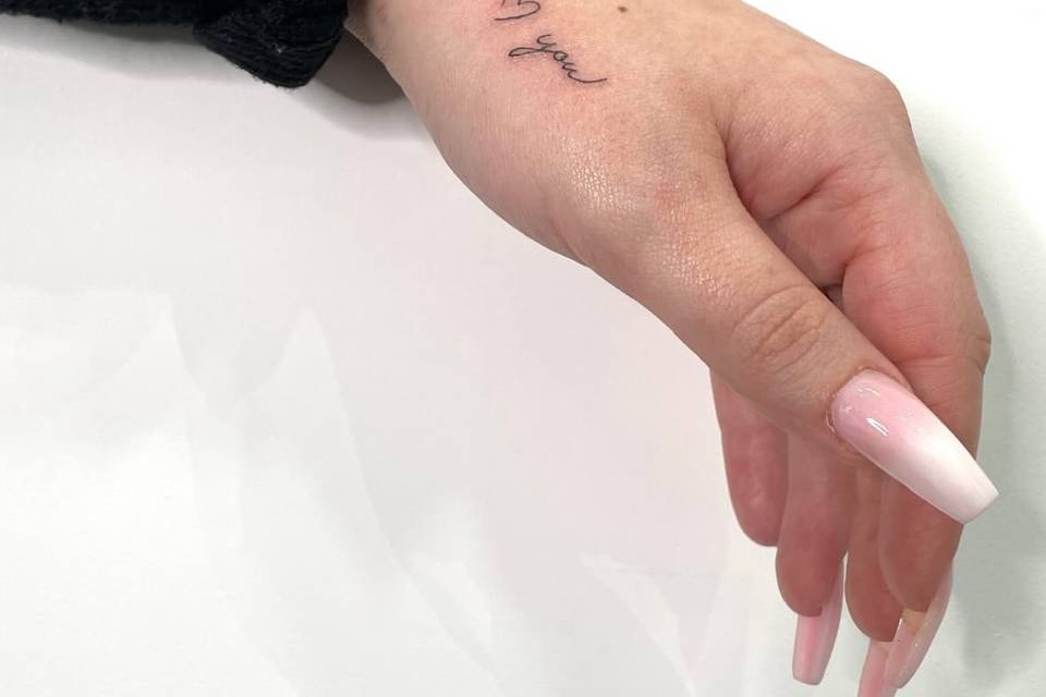 Fineline tattoo