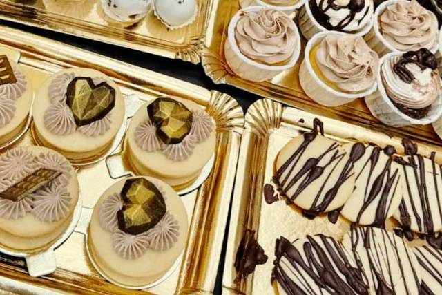Cupcakes, galletas, cake balls
