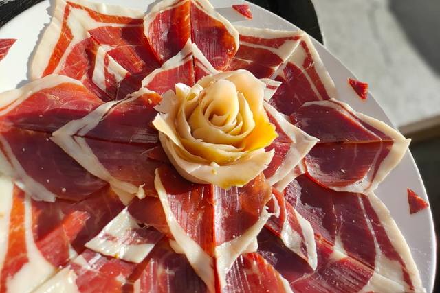 Plato de jamón profesional