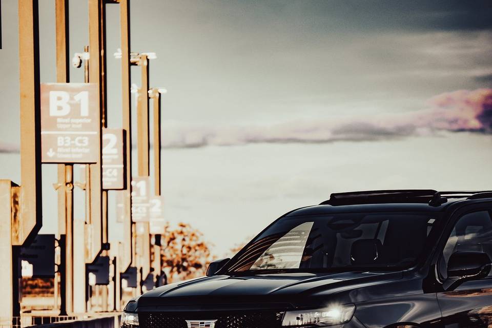 CADILLAC ESCALADE