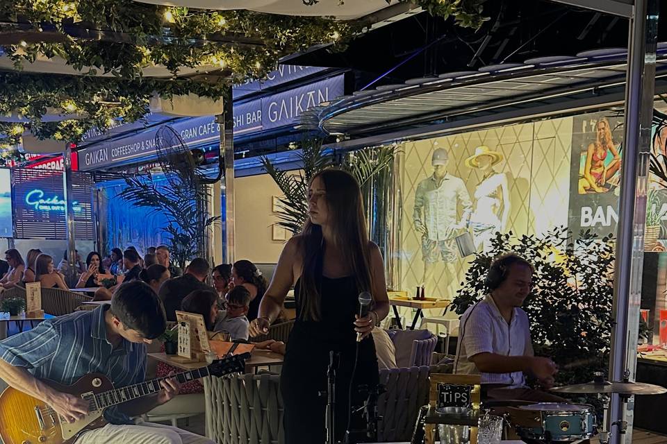 Amenización restaurante