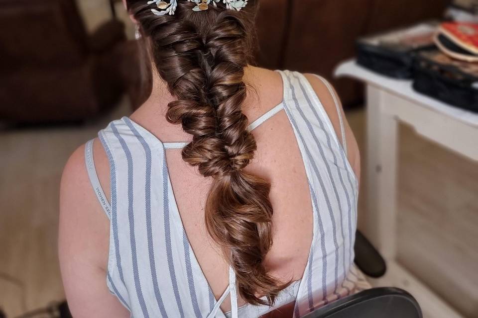 Novia con tocado
