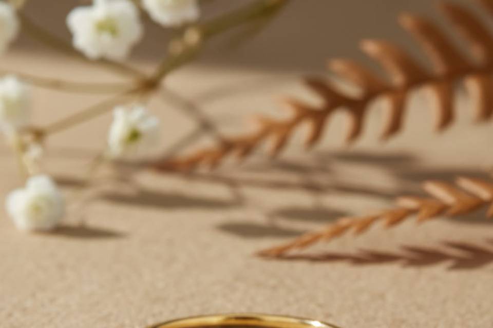 Anillo oro 18k y Rubí