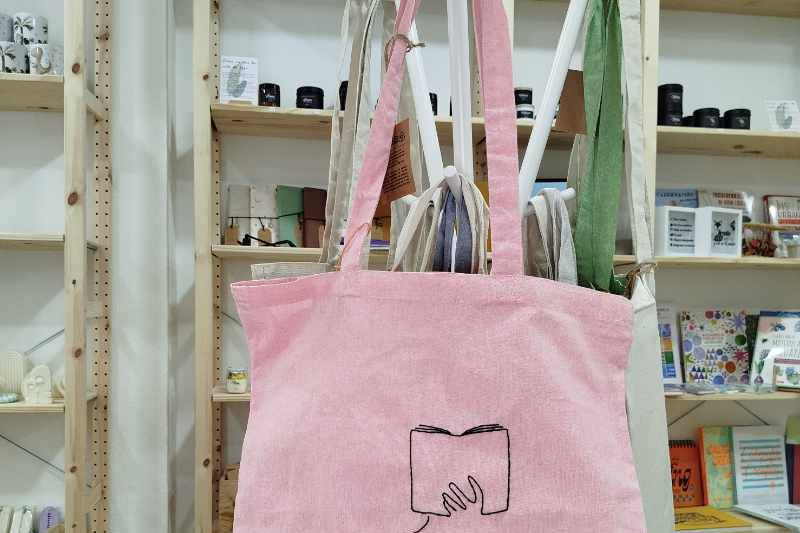 Tote bag bordadas a mano