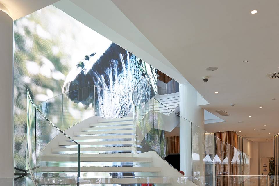 Escaleras lobby