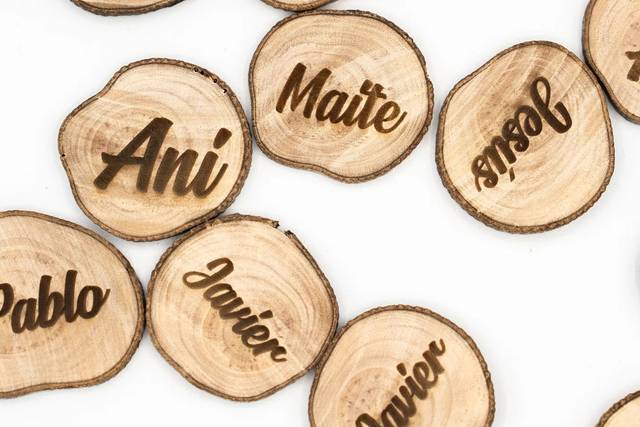 Marca-sitios de madera