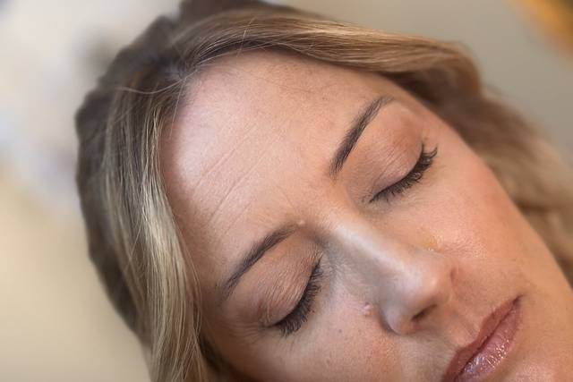 Novia peinado y maquillaje